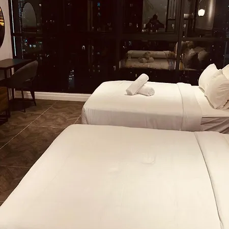 Scarletz Suites Klcc By Signature Apartment Kuala Lumpur Luaran gambar