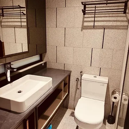 Scarletz Suites Klcc By Signature Apartment Kuala Lumpur Luaran gambar